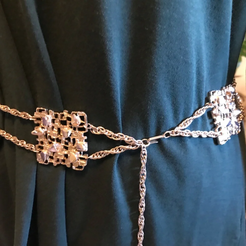 CELEBRITY NY Brutalist MCM Silver-Toned Waist Chain/Belt Adjustable - Picture 6 of 6